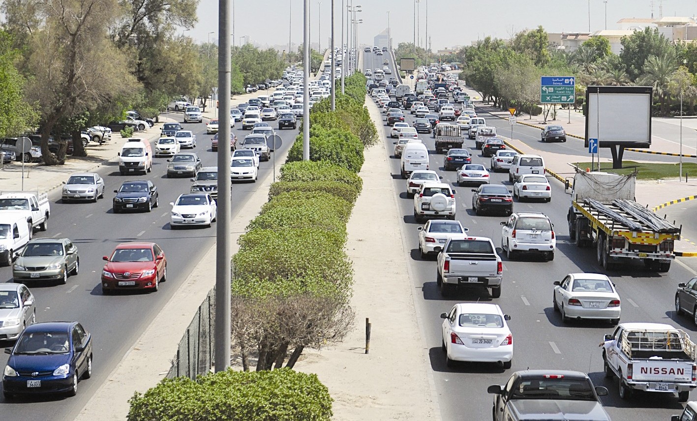 u0637u0648u0627u0628u064au0631 u0627u0644u0633u064au0627u0631u0627u062a u0627u0645u062au062fu062a u0639u0644u0649 u0637u0648u0644 u0627u0644u0634u0648u0627u0631u0639  (u062au0635u0648u064au0631 u0633u0639u062f u0647u0646u062fu0627u0648u064a)