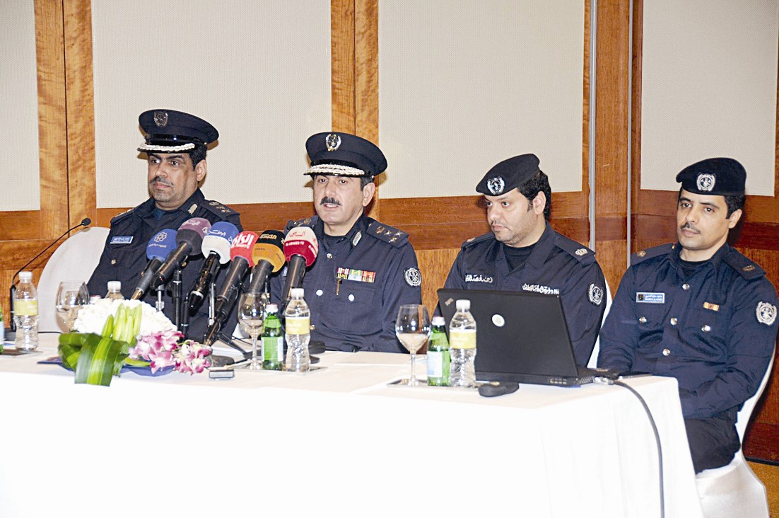 u0627u0644u0645u0643u0631u0627u062f u0645u062au062du062fu062bu0627u064b u0641u064a u0627u0644u0645u0624u062au0645u0631 u0627u0644u0635u062du0627u0641u064a (u062au0635u0648u064au0631 u0646u0648u0631 u0647u0646u062fu0627u0648u064a)