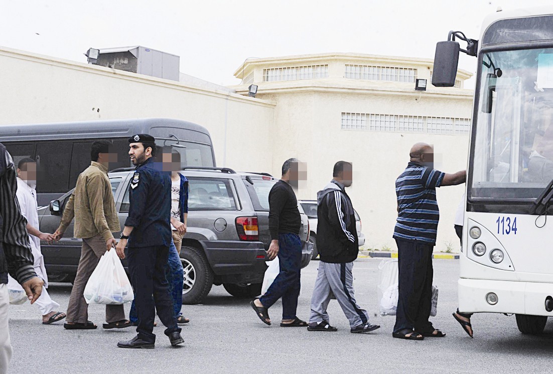 ... وفي طريقهم إلى منازلهم