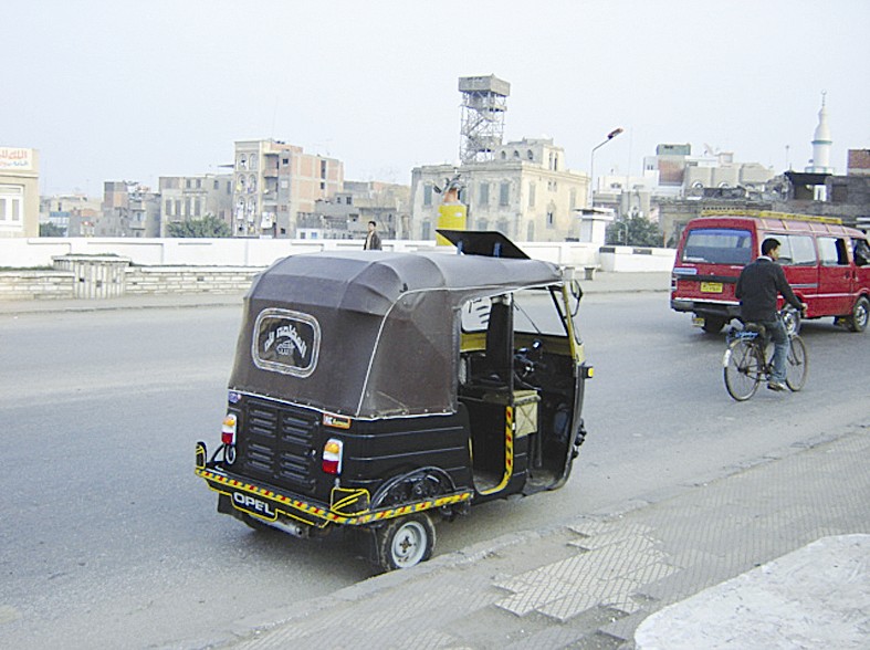 u00abu0627u0644u062au0648u0643 u062au0648u0643u00bb u0648u062cu0647u0627u064b u0644u0648u062cu0647 u0645u0639 u0627u0644u062au0627u0643u0633u064a u0641u064a u0634u0648u0627u0631u0639 u0627u0644u0642u0627u0647u0631u0629