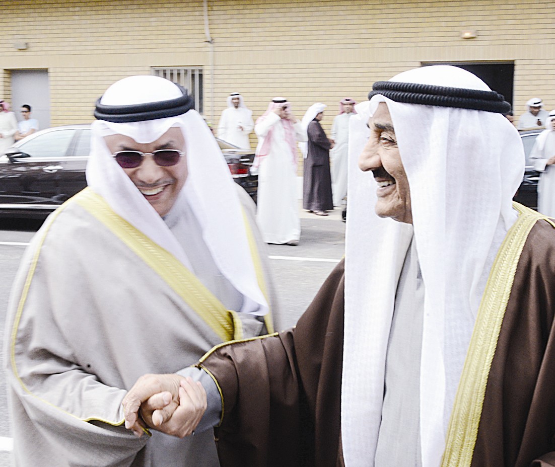 الخرافي وترحيب من وزير الدفاع