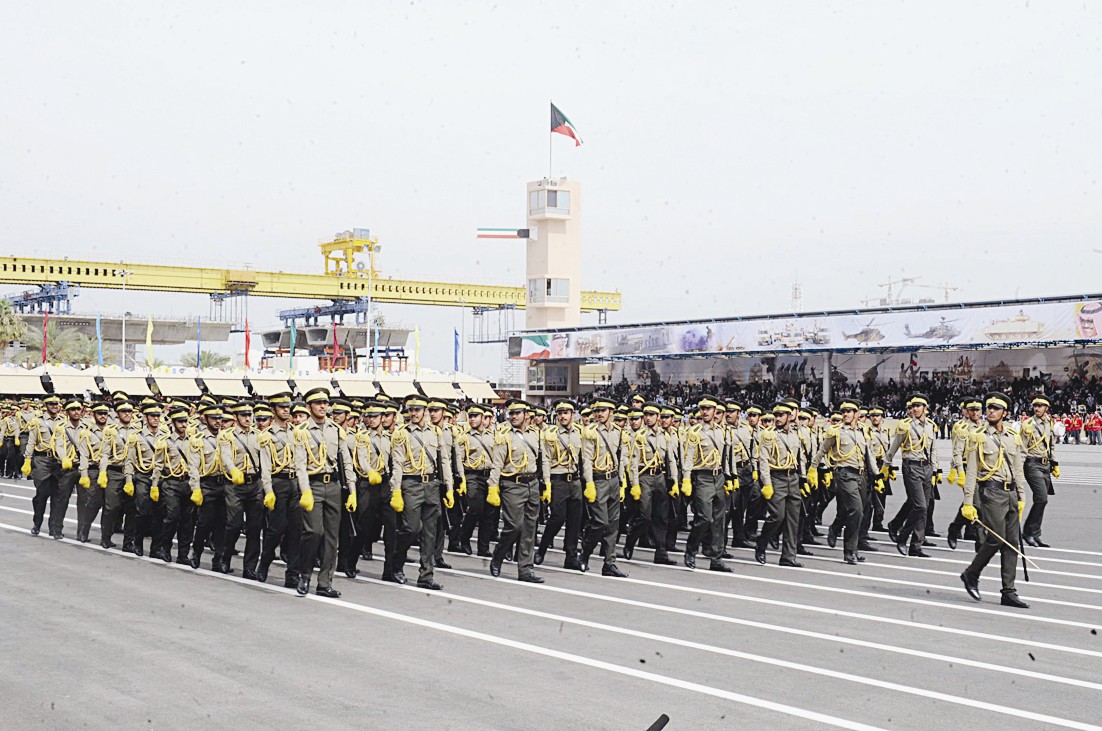 طابور عرض الخريجين