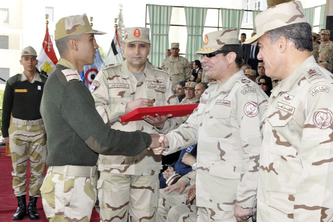 u0627u0644u0633u064au0633u064a u064au0643u0631u0645 u0623u062du062f u0627u0644u0637u0644u0627u0628 u062eu0644u0627u0644 u0627u062du062au0641u0627u0644 u0628u0627u0646u062au0647u0627u0621 u0627u0644u062au062fu0631u064au0628 u0627u0644u0623u0633u0627u0633u064a u0641u064a u0627u0644u0643u0644u064au0627u062a u0627u0644u0639u0633u0643u0631u064au0629 (u0631u0648u064au062au0631u0632)