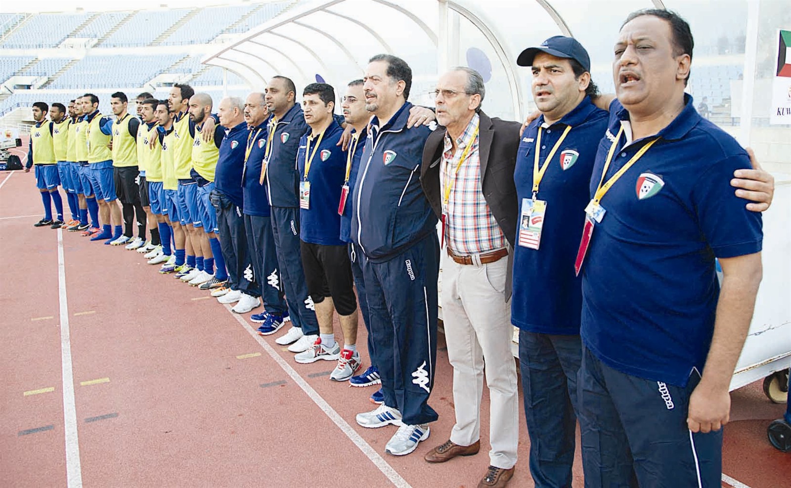 u0641u064au064au0631u0627 u064au062au0648u0633u0637 u0627u062du062au064au0627u0637u064a u0644u0627u0639u0628u064a u00abu0627u0644u0623u0632u0631u0642u00bb u0648u0627u0644u062cu0647u0627u0632u064au0646 u0627u0644u0641u0646u064a u0648u0627u0644u0625u062fu0627u0631u064a