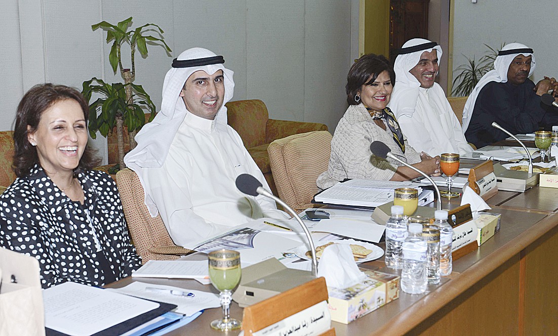 فريق «الكويتية» حضر الاجتماع