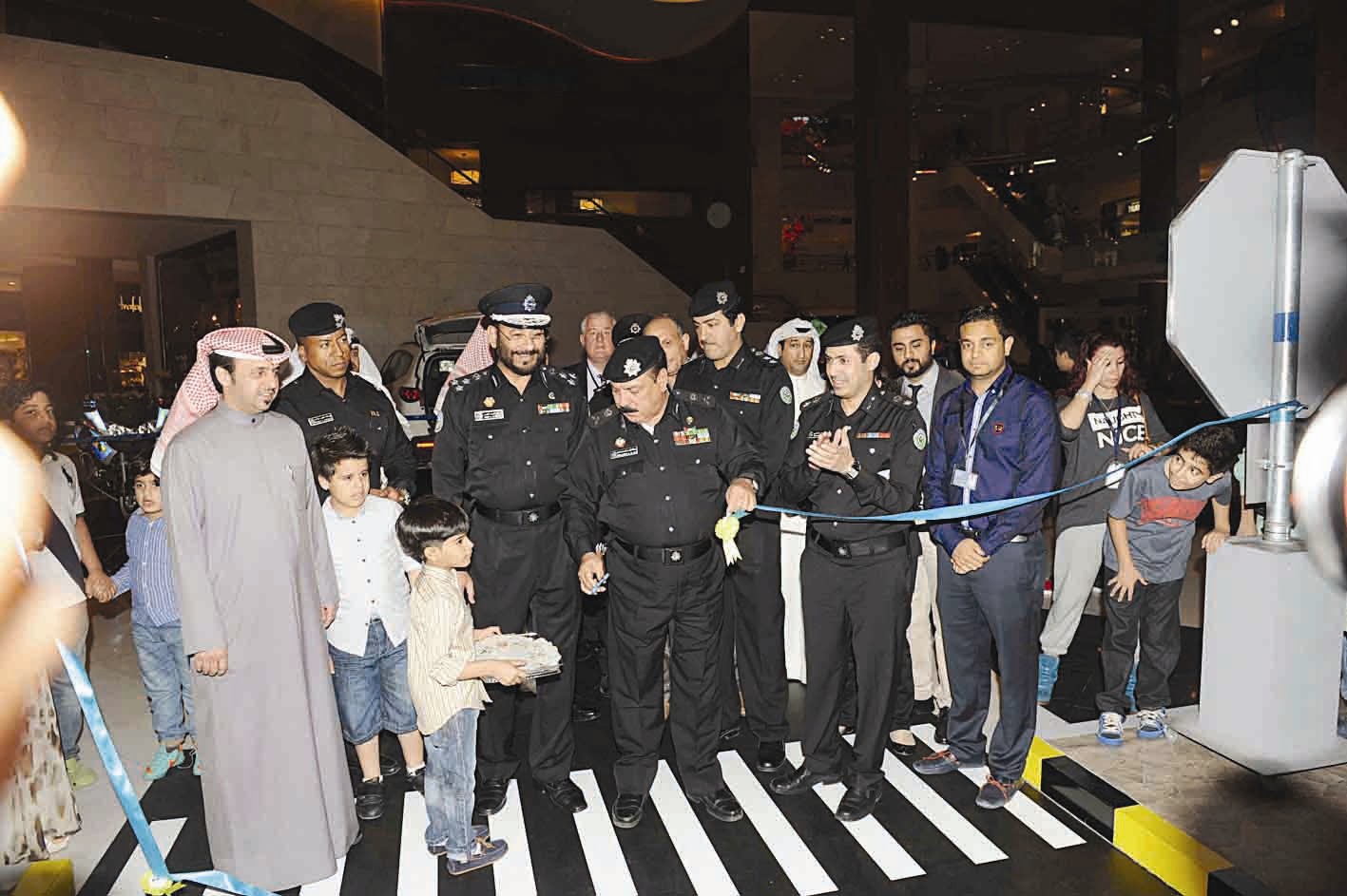 u0627u0644u0639u0644u064a u0645u0641u062au062au062du0627u064b u0627u0644u0645u0639u0631u0636 (u062au0635u0648u064au0631 u062cu0644u0627u0644 u0645u0639u0648u0636)