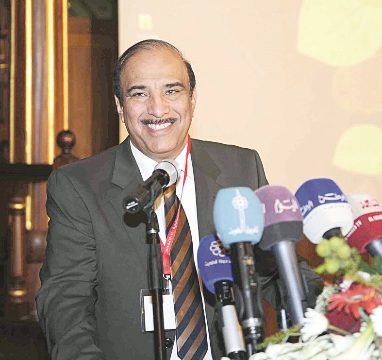 خالد الصالح متحدثا