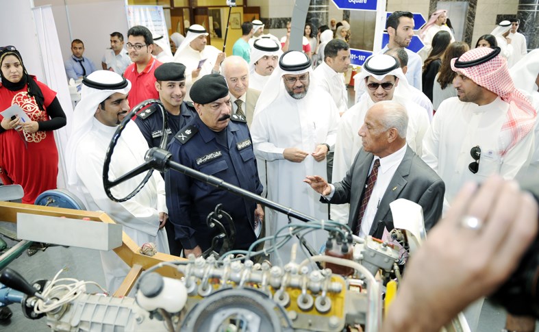 جولة في المعرض