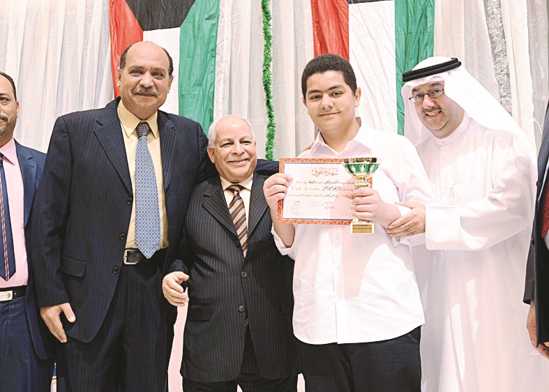 ... وتكرّم فائقاً آخر