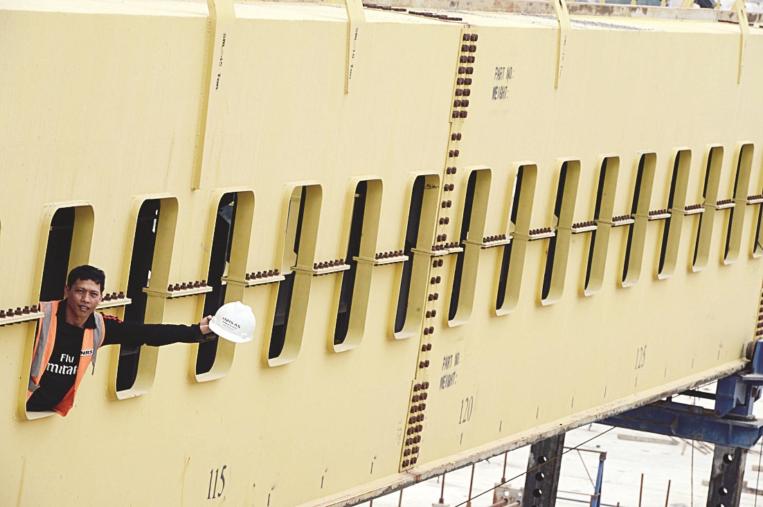 u0627u0644u0631u0627u0641u0639u0629 u0627u0644u0645u0639u0644u0642u0629 u0623u062du062fu062b u062au0643u0646u0648u0644u0648u062cu064au0627 u0627u0644u0625u0646u0634u0627u0621u0627u062a (u062au0635u0648u064au0631 u0623u0633u0639u062f u0639u0628u062f u0627u0644u0644u0647)