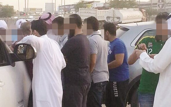 أعداد من المخالفين