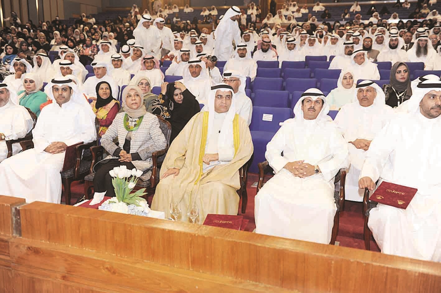 u0627u0644u0648u0632u064au0631 u0627u0644u0645u0644u064au0641u064a u0645u062au0648u0633u0637u0627 u0642u064au0627u062fu0627u062a u0627u0644u062au0631u0628u064au0629