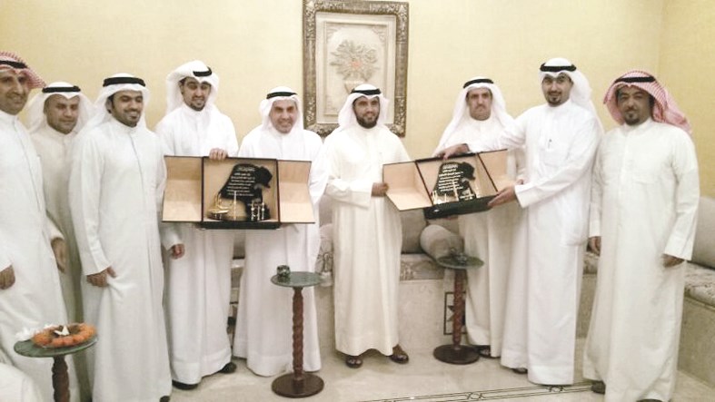 u062au0643u0631u064au0645 u0627u0644u0637u0631u064au062cu064a u0648u0642u0648u064au0639u0627u0646