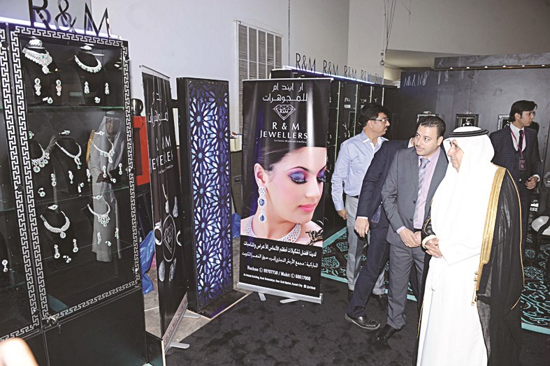 u062cu0627u0646u0628 u0645u0646 u062cu0648u0644u0629 u0627u0644u062eu0627u0644u062fu064a u0641u064a u0627u0644u0645u0639u0631u0636 (u062au0635u0648u064au0631 u062cu0644u0627u0644 u0645u0639u0648u0636)