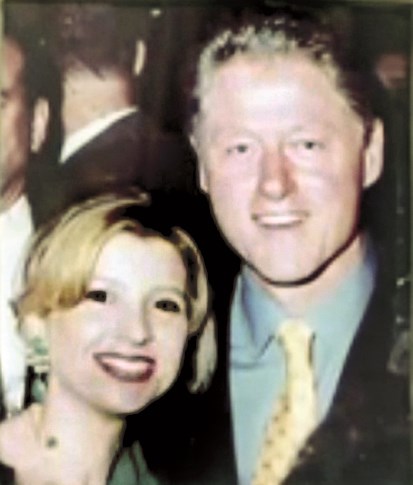 u0646u0627u062fu064au0646 u0627u0644u0645u0648u0633u0649 u0645u0639 u0627u0644u0631u0626u064au0633 u0627u0644u0627u0645u064au0631u0643u064a u0627u0644u0623u0633u0628u0642 u0628u064au0644 u0643u0644u064au0646u062au0648u0646