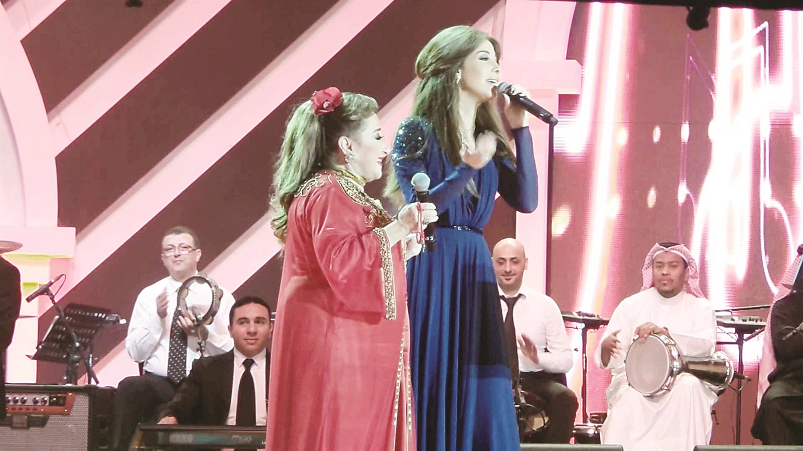 تغني مع نانسي عجرم «دق أبواب الناس»