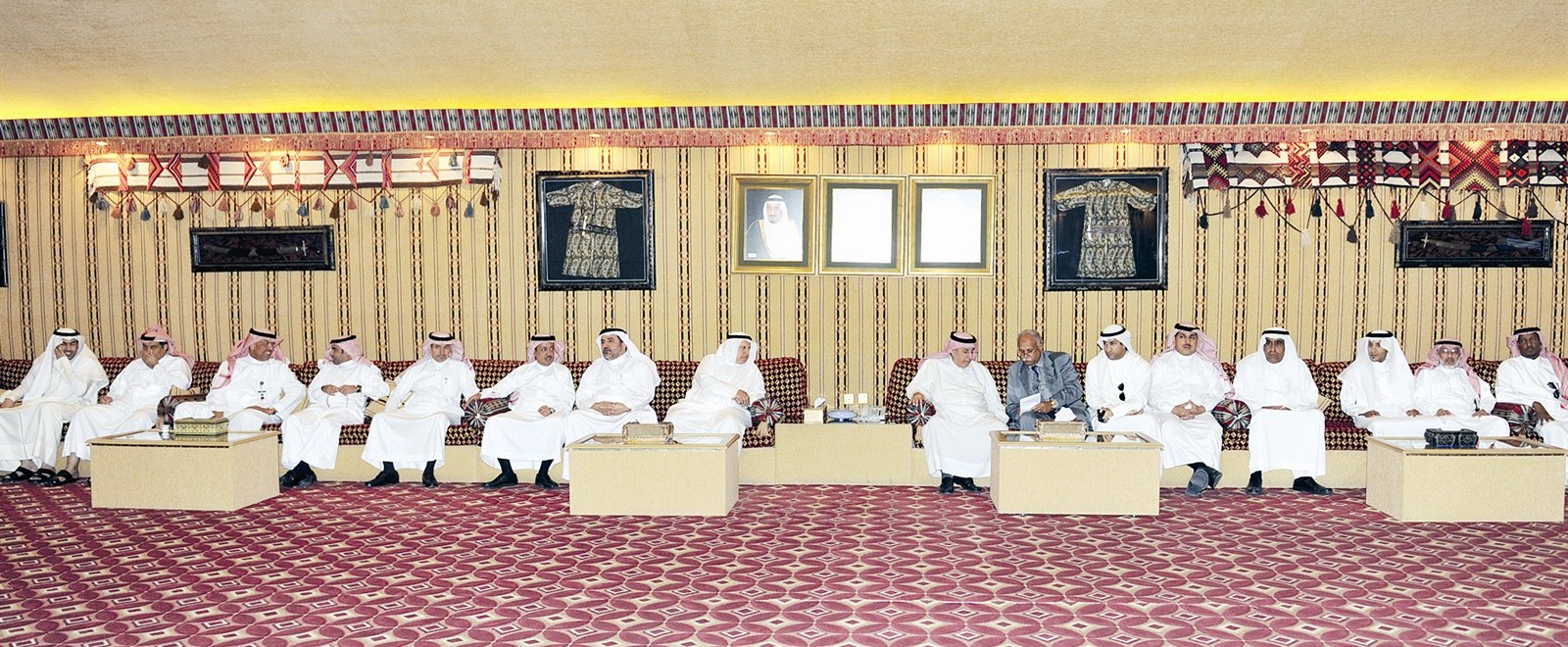 u062cu0627u0646u0628 u0645u0646 u0642u0627u0635u062fu064a u0627u0644u0633u0641u0627u0631u0629 u0644u0644u0645u0628u0627u064au0639u0629