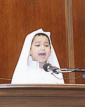 أحد الخطباء الصغار