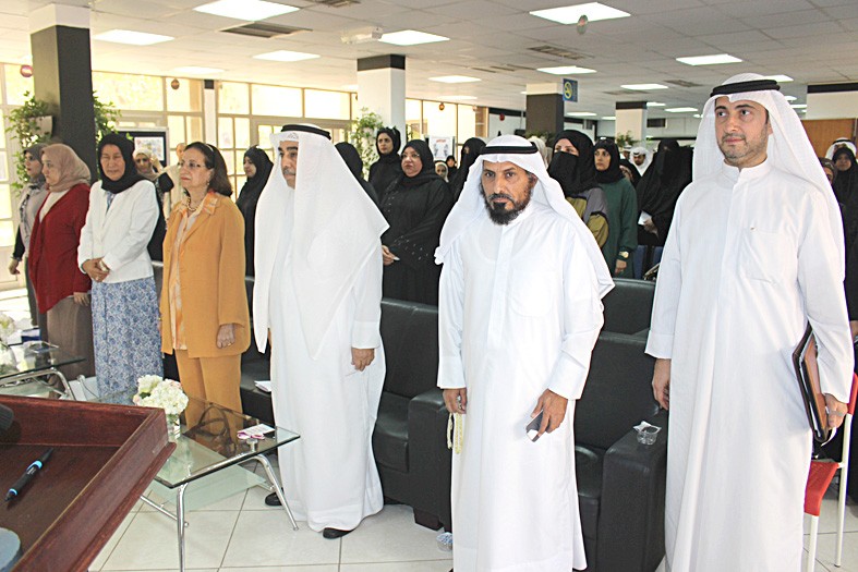 u062cu0627u0646u0628 u0645u0646 u0627u0644u062du0636u0648u0631