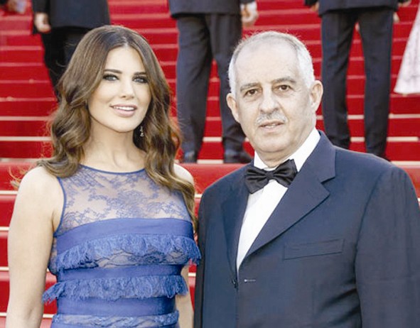 u0645u0646u0649 u0623u0628u0648u062du0645u0632u0629 u0645u0639 u0632u0648u062cu0647u0627