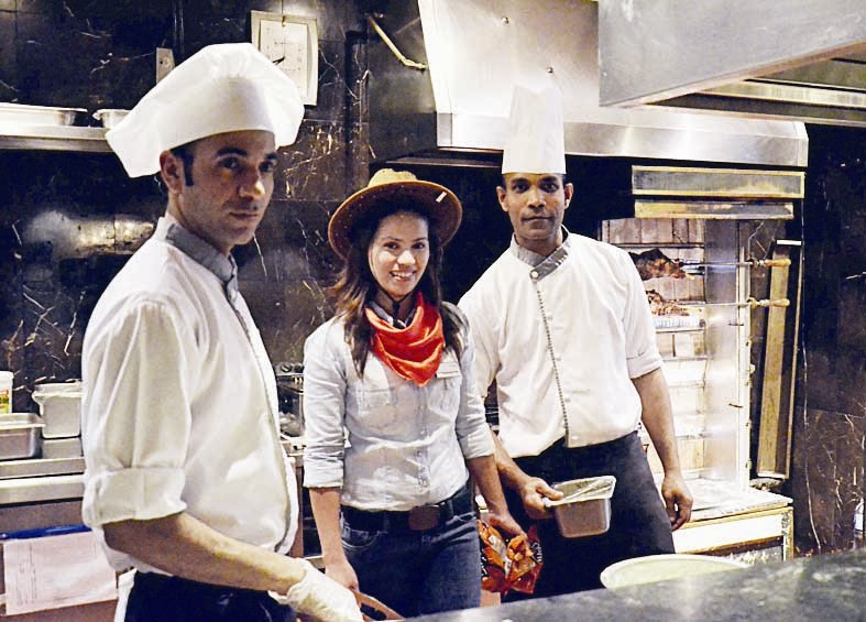 طهاة مطعم كاتس