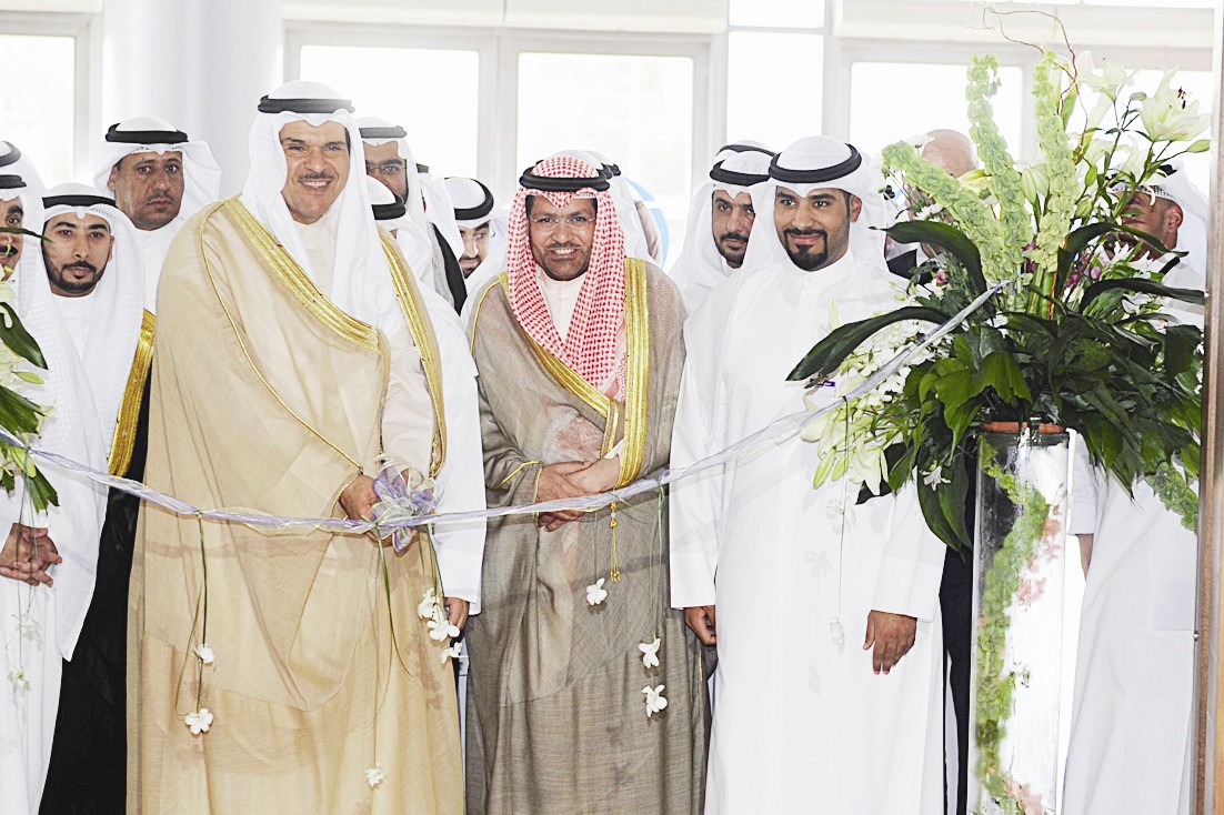 u0633u0644u0645u0627u0646 u0627u0644u062du0645u0648u062f u064au0641u062au062au062d u0627u0644u0645u0639u0631u0636 (u062au0635u0648u064au0631 u0632u0643u0631u064au0627 u0639u0637u064au0629)