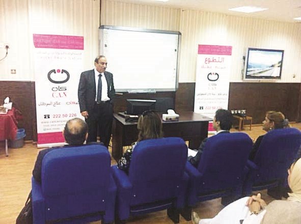 خالد الصالح متحدثا في الندوة (تصوير نايف العقلة)