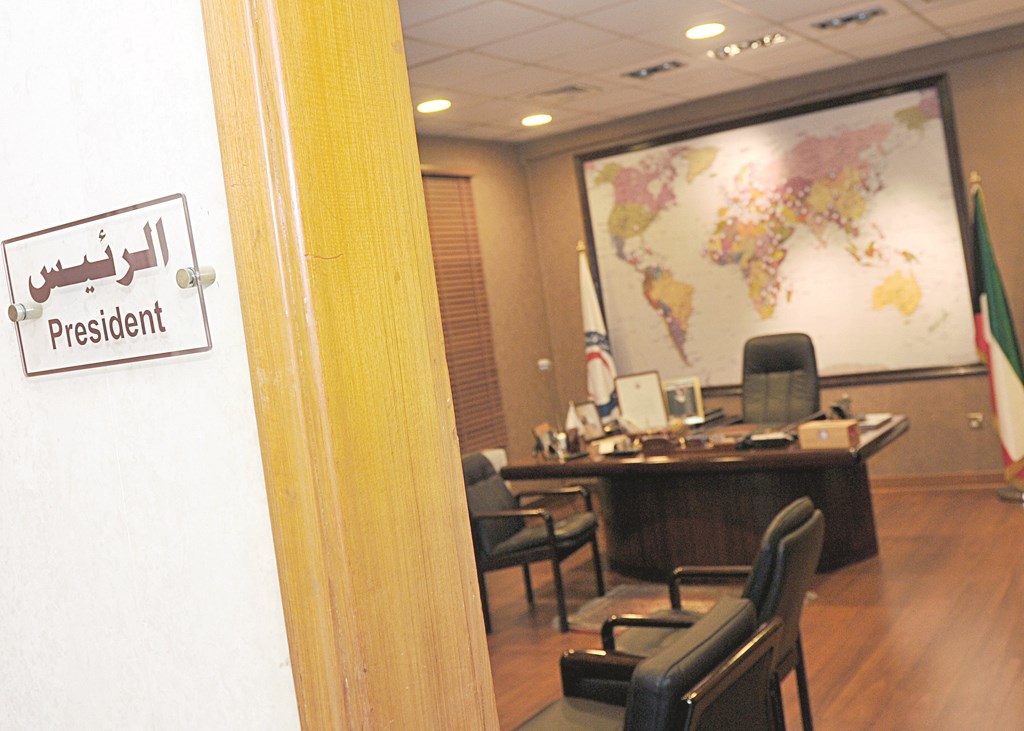 مكتب الرئيس وقد بدا خاليا أمس (تصوير سعد هنداوي)