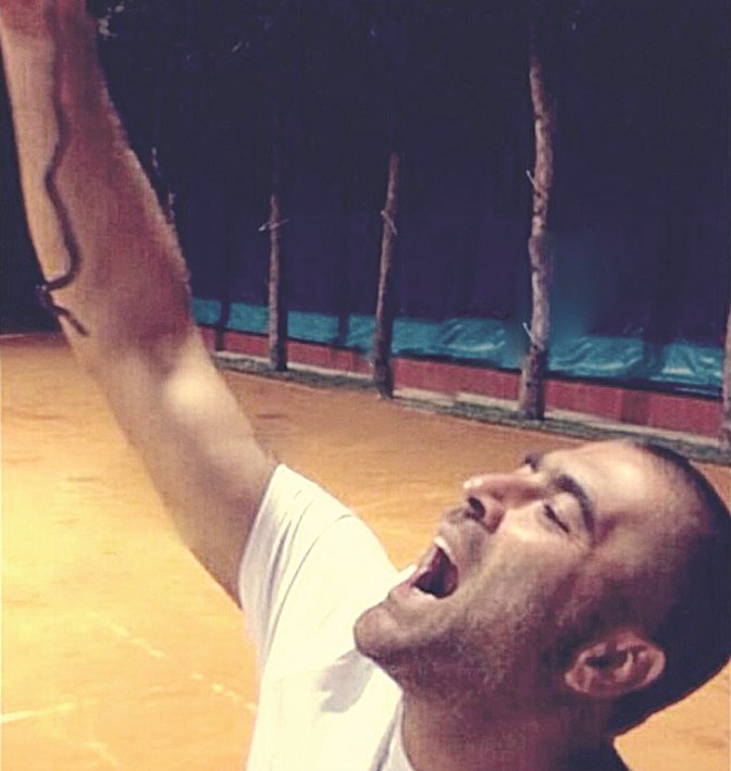 u0643u0641u0648u0631u064a u0645u0645u0633u0643u0627u064b u0628u0627u0644u062du064au0629