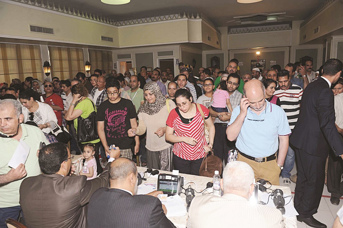 حضور حاشد في اليوم الثاني للاقتراع (تصوير جلال معوض)