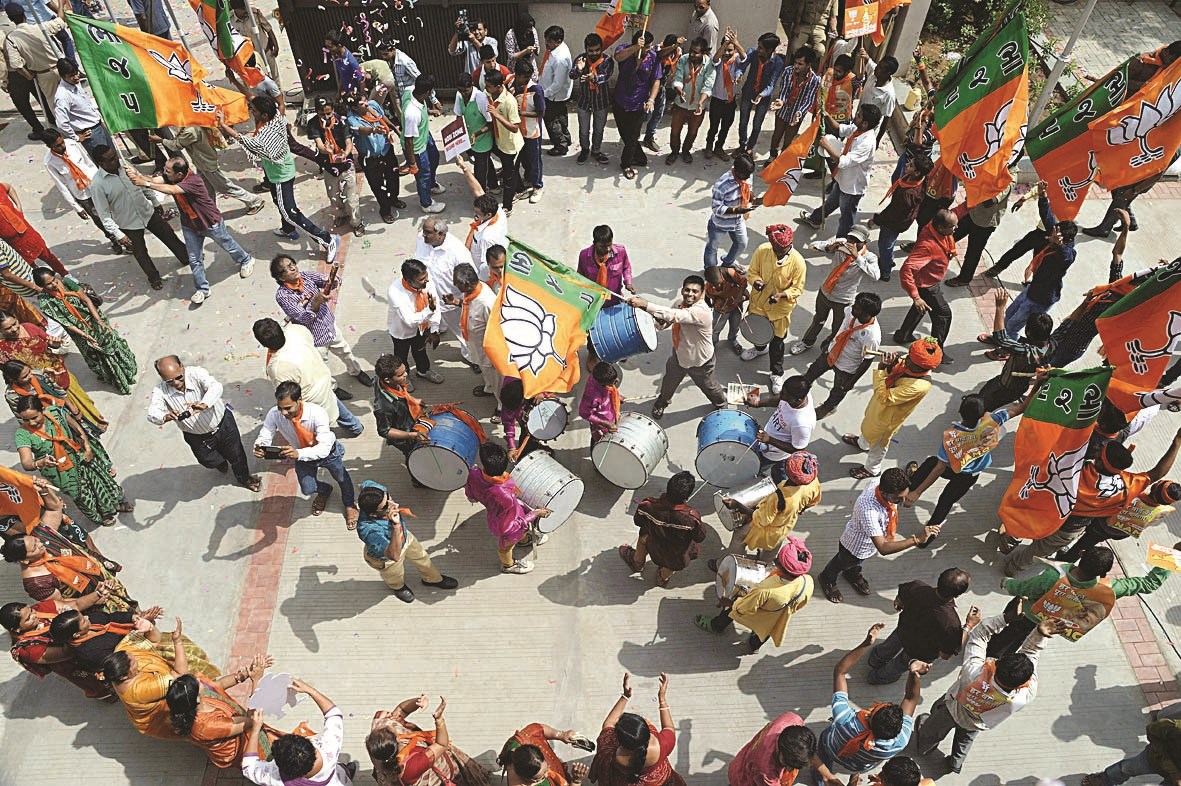 u0645u0624u064au062fu0648u0646 u0644u062du0632u0628 u00abu0628u0647u0627u0631u0627u062au064au0627 u062cu0627u0646u0627u062au0627u00bb u064au062du062au0641u0644u0648u0646 u0628u0641u0648u0632 u0627u0644u062du0632u0628 u0641u064a u0627u0644u0627u0646u062au062eu0627u0628u0627u062a u0627u0644u062au0634u0631u064au0639u064au0629 u0641u064a u062cu0627u0646u062fu0646u063au0647u0627u0631 (u0623 u0641 u0628)