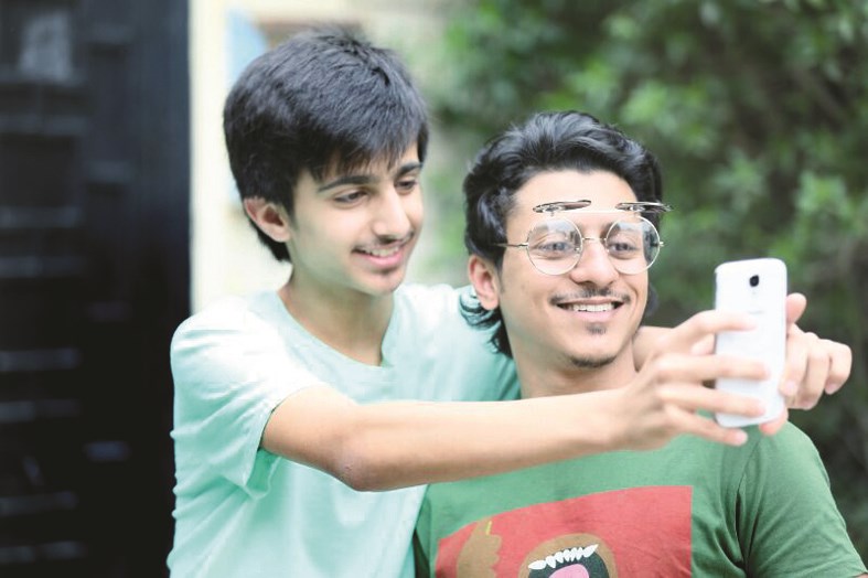 في مشهد من «سقف واحد»