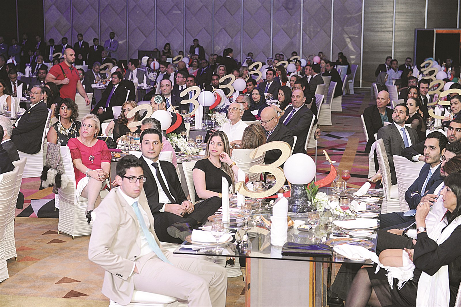 روبرت حايك وكارين كالوسيان مقدما الحفل