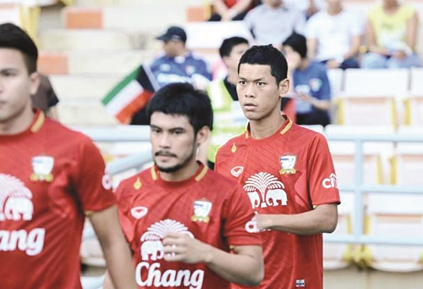 u062cu0645u0647u0648u0631 u0643u0648u064au062au064a u062du0636u0631 u0627u0644u0644u0642u0627u0621 u0638u0647u0631u0648u0627 u062eu0644u0641 u0644u0627u0639u0628u064a u062au0627u064au0644u0646u062f