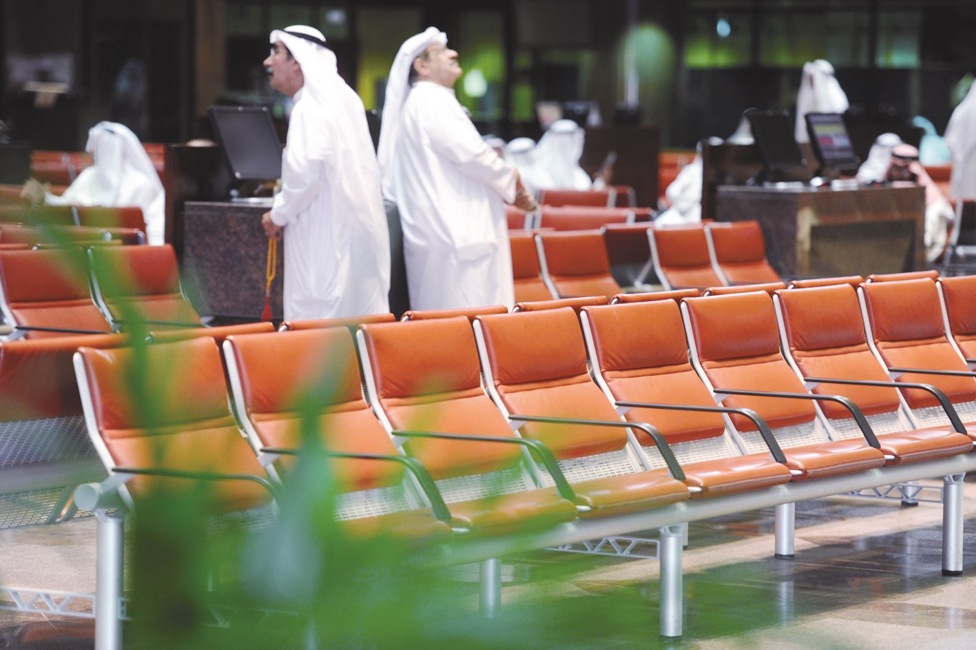 u0627u0644u0625u064au0642u0627u0641u0627u062a u0648u0627u0644u062eu0633u0627u0626u0631 u0632u0627u062fu0627 u0627u0644u0625u062du062cu0627u0645 u0639u0646 u0627u0644u062au062fu0627u0648u0644 (u062au0635u0648u064au0631 u0637u0627u0631u0642 u0639u0632 u0627u0644u062fu064au0646)