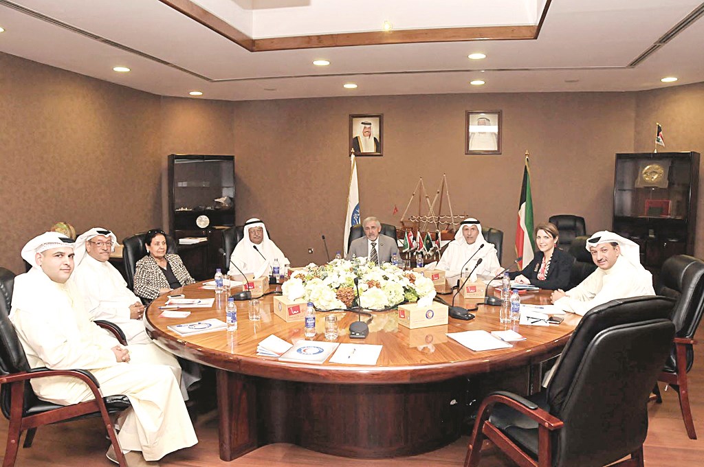 u0645u062cu0644u0633 u0627u062fu0627u0631u0629 u0627u0644u0647u0644u0627u0644 u062eu0644u0627u0644 u0627u0644u0627u062cu062au0645u0627u0639