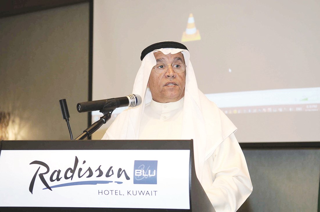 u0627u0644u0641u0644u0627u062d u0645u062au062du062fu062bu0627u064b (u062au0635u0648u064au0631 u0623u0633u0639u062f u0639u0628u062fu0627u0644u0644u0647)