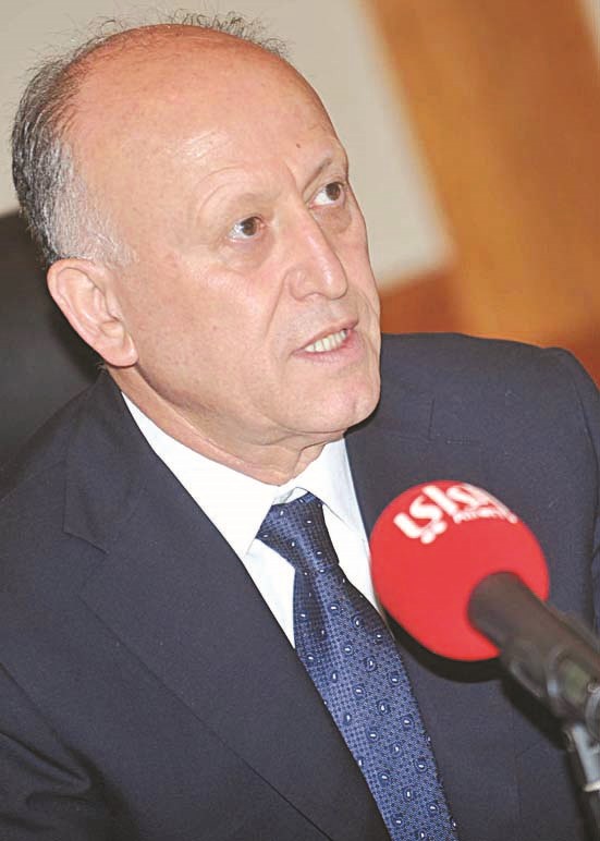 u0631u064au0641u064a u0645u062au062du062fu062bu0627 u0641u064a u0627u0644u0645u0624u062au0645u0631 u0627u0644u0635u062du0627u0641u064a (u062au0635u0648u064au0631 u0633u0639u062f u0647u0646u062fu0627u0648u064a)