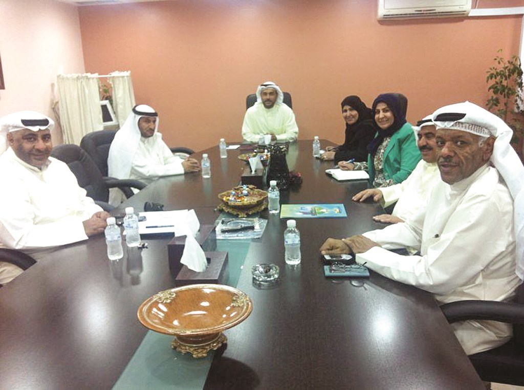 u0627u0644u0631u0634u064au062f u0644u062fu0649 u0627u062cu062au0645u0627u0639u0647 u0628u0645u062fu064au0631u064a u0627u0644u0645u0646u0627u0637u0642