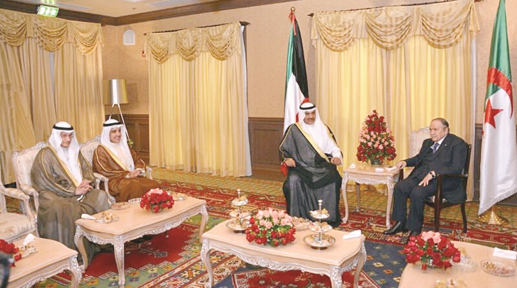 بوتفليقة مستقبلا صباح الخالد