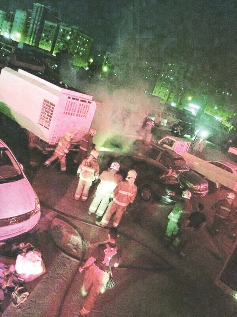 u0631u062cu0627u0644 u0627u0644u0627u0637u0641u0627u0621 u0623u062bu0646u0627u0621 u0645u0643u0627u0641u062du062au0647u0645 u0644u062du0631u064au0642 u062eu064au0637u0627u0646