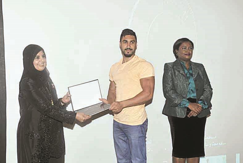 ... وتكريم عضو