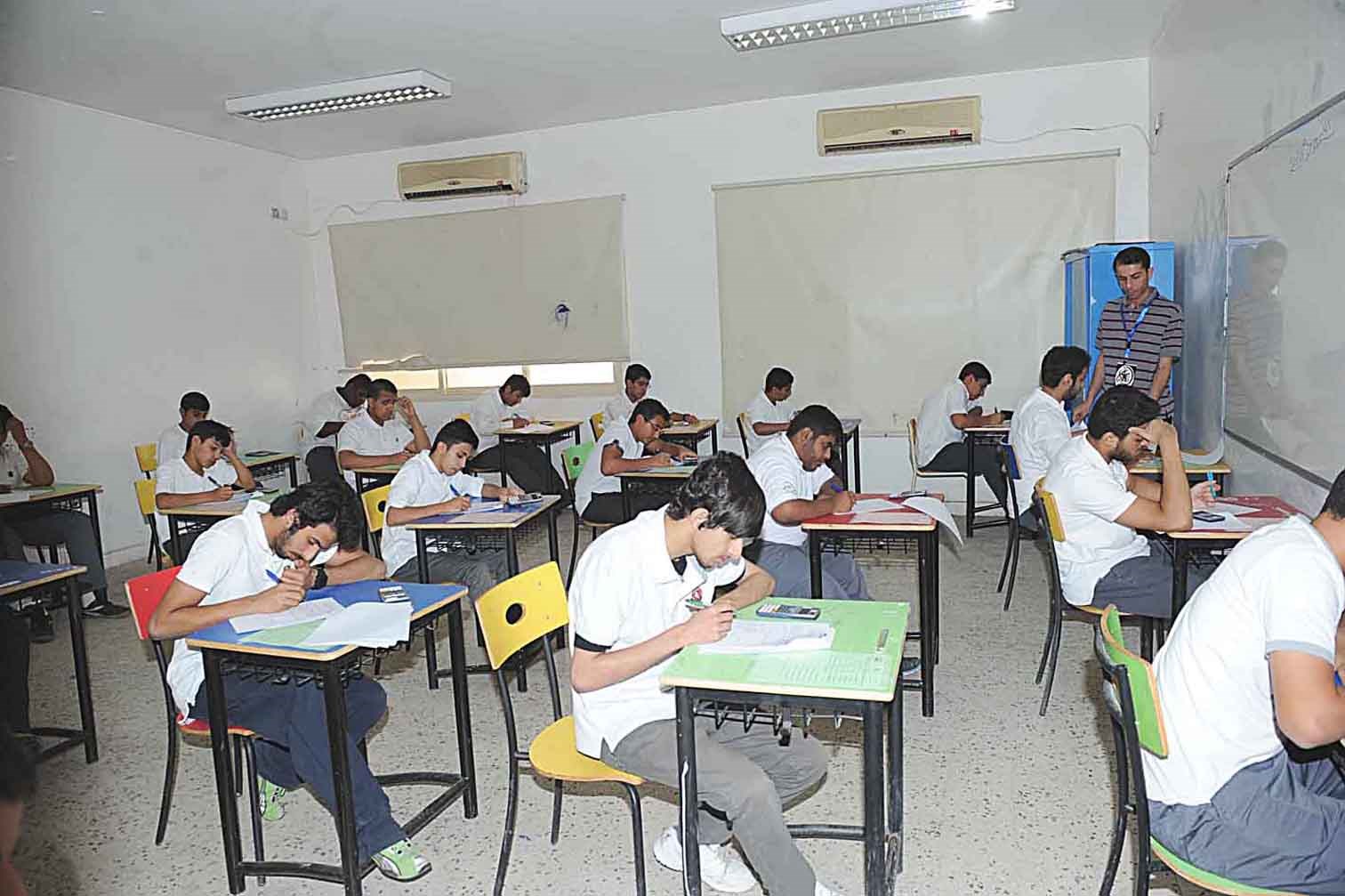 u0645u0646 u0625u062du062fu0649 u0644u062cu0627u0646 u0627u0644u0627u062eu062au0628u0627u0631 (u062au0635u0648u064au0631 u062cu0644u0627u0644 u0645u0639u0648u0636)