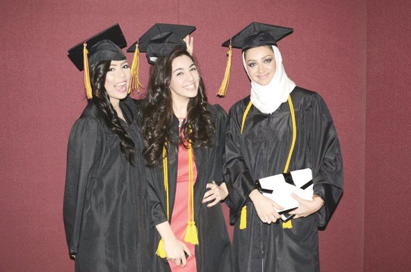 طالبات قسم الادارة