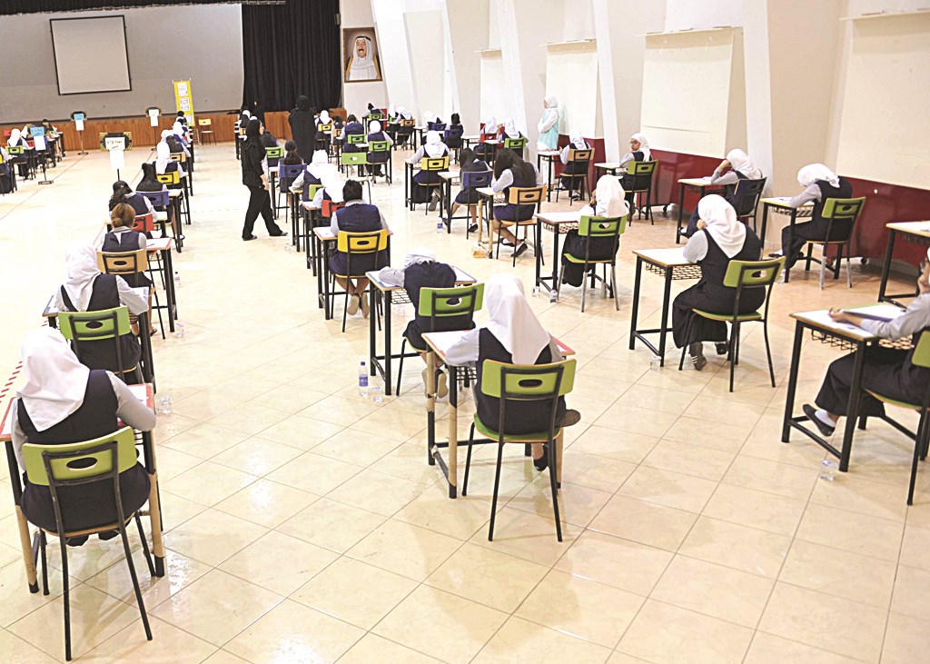 من داخل إحدى اللجان