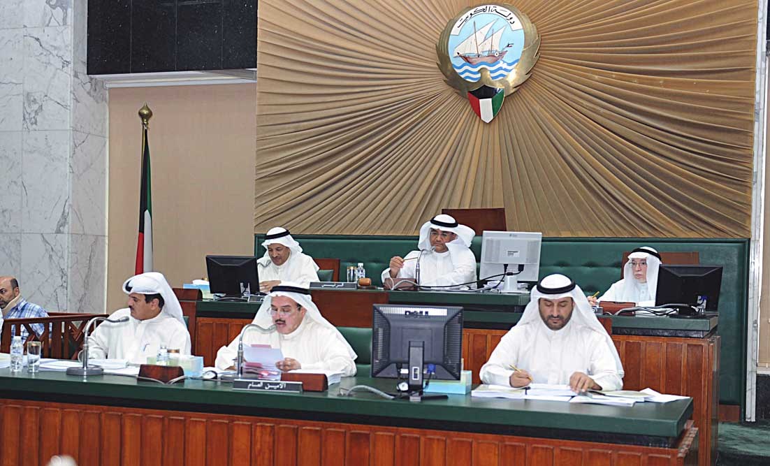 u062cu0627u0646u0628 u0645u0646 u062cu0644u0633u0629 u0627u0644u0645u062cu0644u0633 u0627u0644u0628u0644u062fu064a  (u062au0635u0648u064au0631 u0632u0643u0631u064au0627 u0639u0637u064au0629)