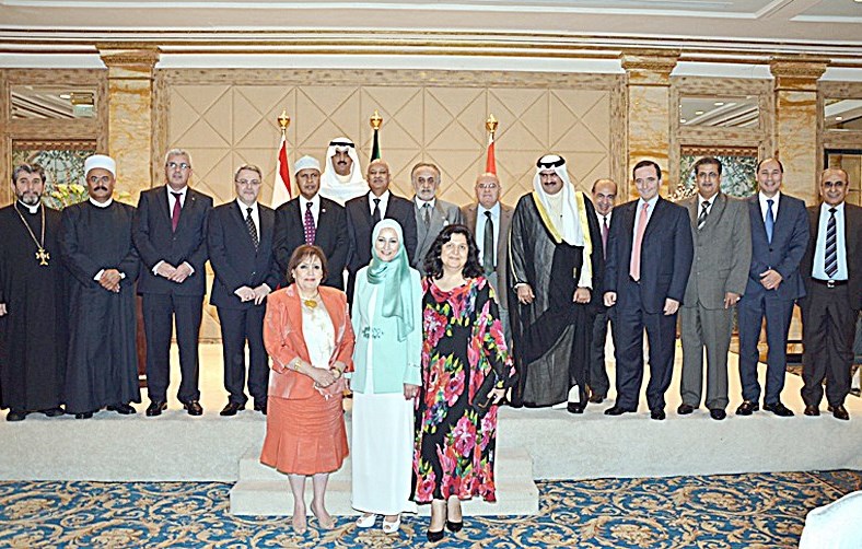 u0635u0648u0631u0629 u062cu0645u0627u0639u064au0629 u0644u0644u0645u0634u0627u0631u0643u064au0646 u0641u064a u0627u0644u062du0641u0644