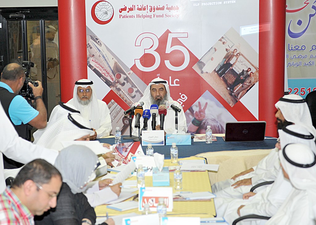 u062cu0627u0646u0628 u0645u0646 u0627u0644u0645u0624u062au0645u0631 u0627u0644u0635u062du0627u0641u064a (u062au0635u0648u064au0631 u0633u0639u062f u0647u0646u062fu0627u0648u064a )