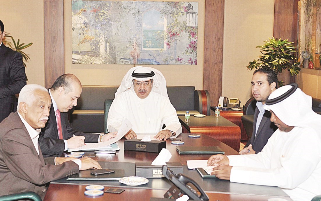 u0627u0644u0633u0644u0645u064a u0645u062au0631u0626u0633u0627u064b u0639u0645u0648u0645u064au0629 u00abu0627u064au0641u0627u00bb (u062au0635u0648u064au0631 u0633u0639u062f u0647u0646u062fu0627u0648u064a)