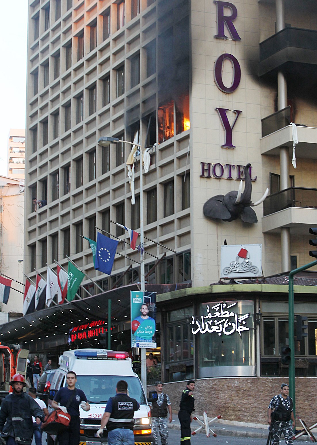 u062au0635u0627u0639u062f u0644u0647u0628 u0627u0644u0646u0627u0631 u062cu0631u0627u0621 u0627u0644u062au0641u062cu064au0631 u0645u0646 u062fu0627u062eu0644 u063au0631u0641u0629 u0627u0644u0627u0646u062au062du0627u0631u064a u0641u064a u0627u0644u0641u0646u062fu0642 (u0627 u0641 u0628)